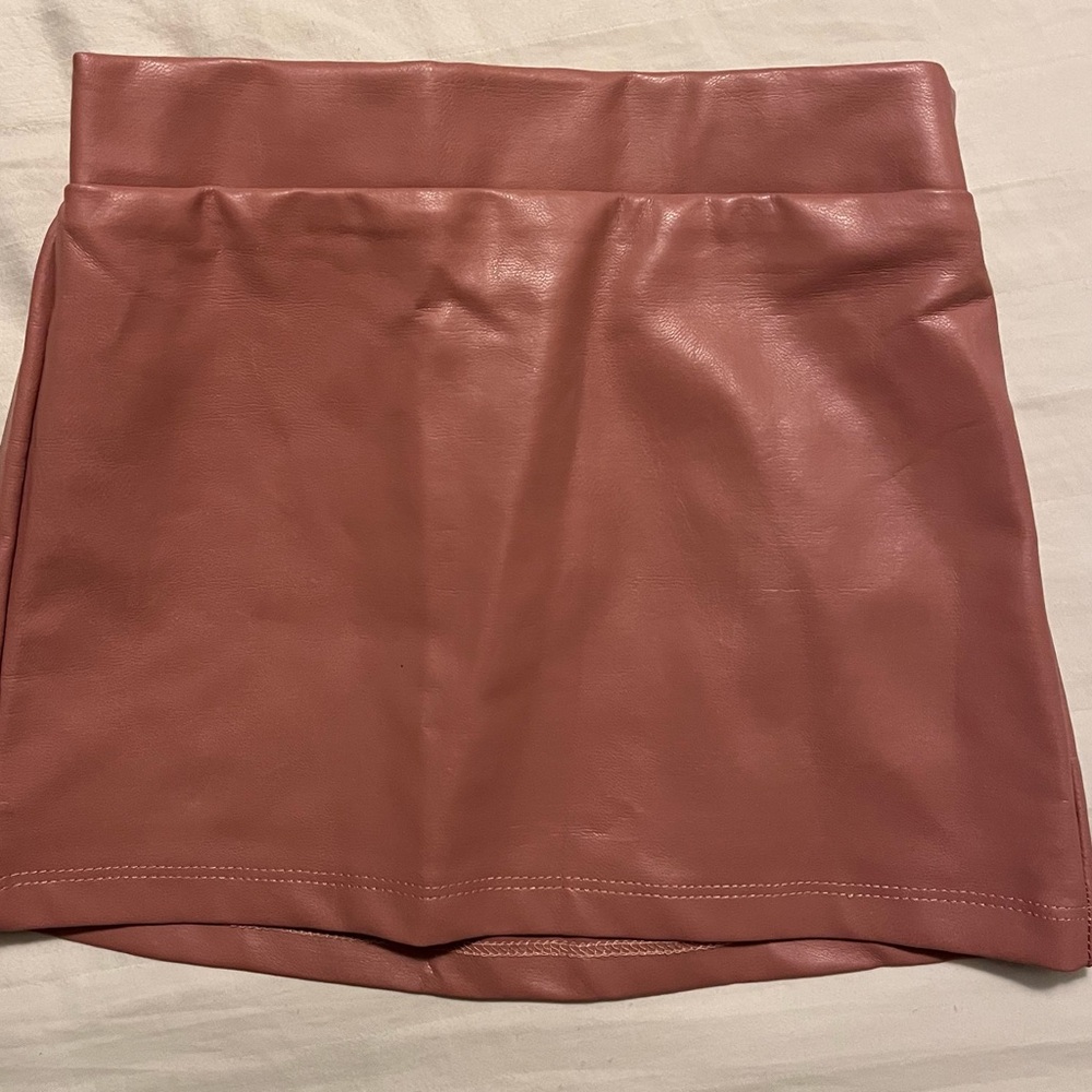 Little girl fake leather skirt
